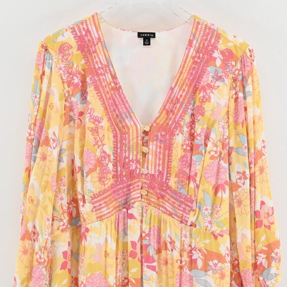 TORRID Dress Size 2X Peach Floral Print Gauze Hi-Lo VNeck Shirred Embroidery - Picture 9 of 15